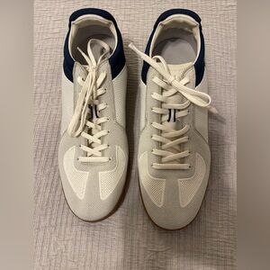 Rothy’s RS01 Sneaker 12.5